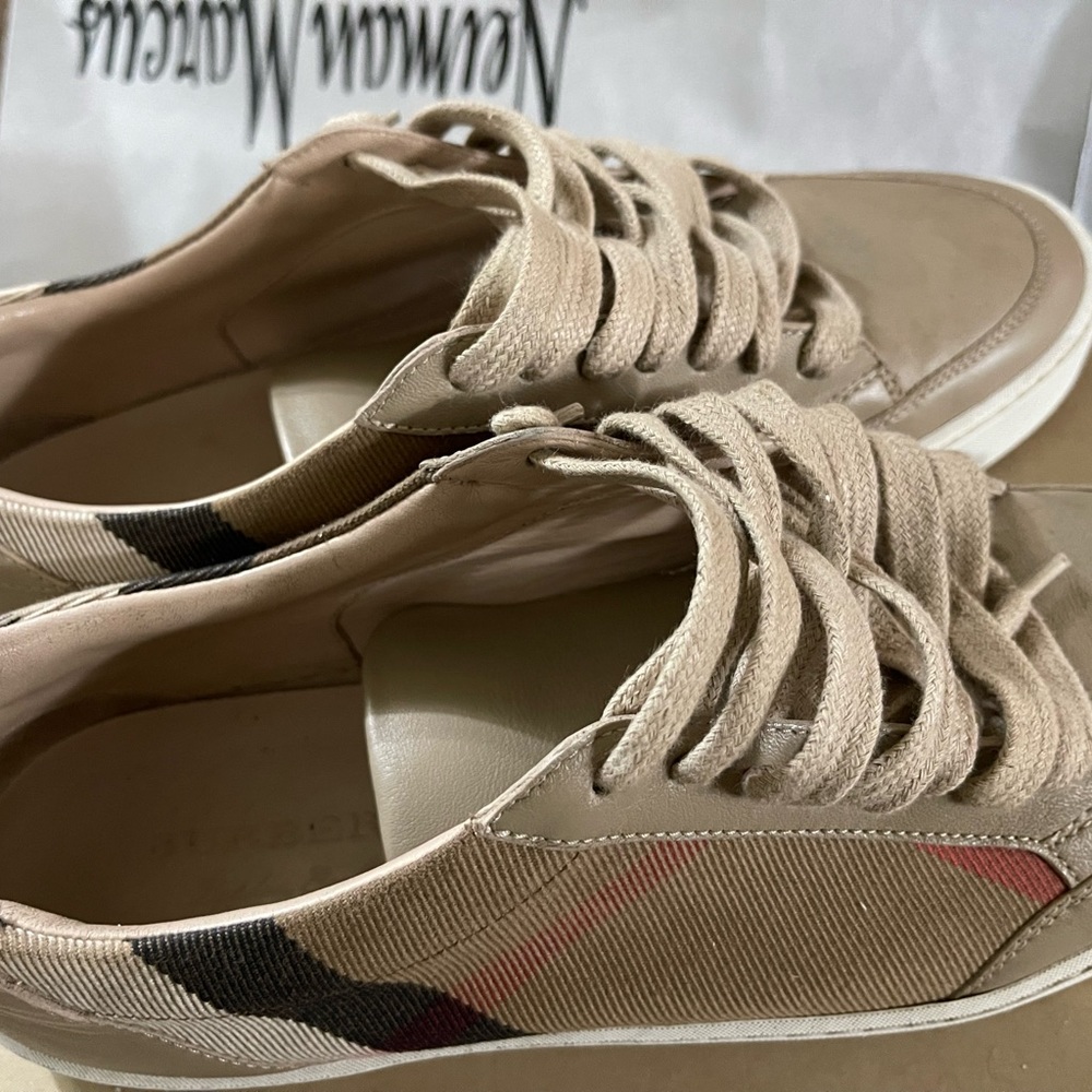 Authentic Burberry Salmond check leather sneakers - Picture 7 of 9